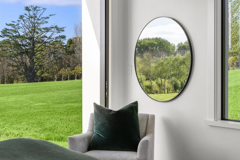 Photo of property in 90 Grace Hill Drive, Dairy Flat, Albany, 0792