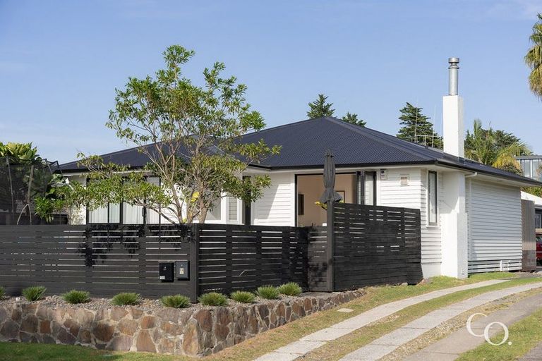 Photo of property in 8a Riverton Road, Mount Maunganui, 3116