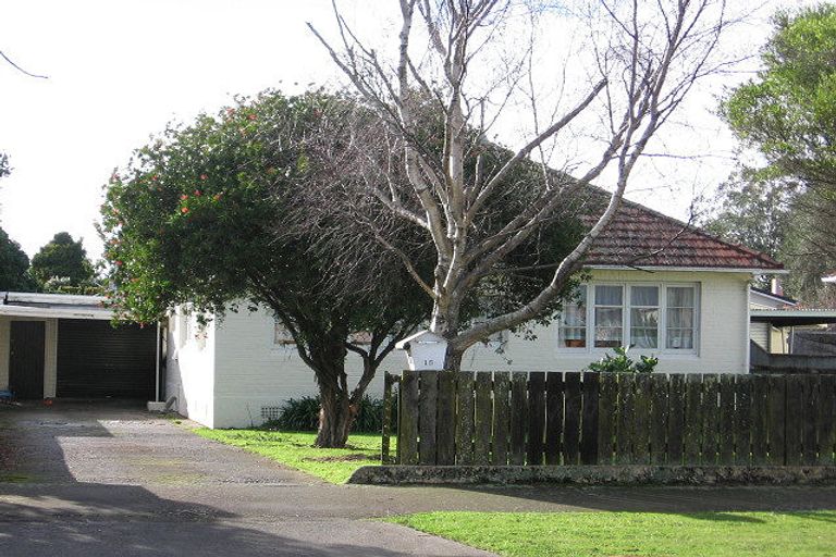 Photo of property in 15 Ihle Street, Terrace End, Palmerston North, 4410