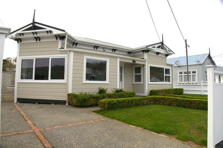 Photo of property in 17 Campbell Street, Karori, Wellington, 6012