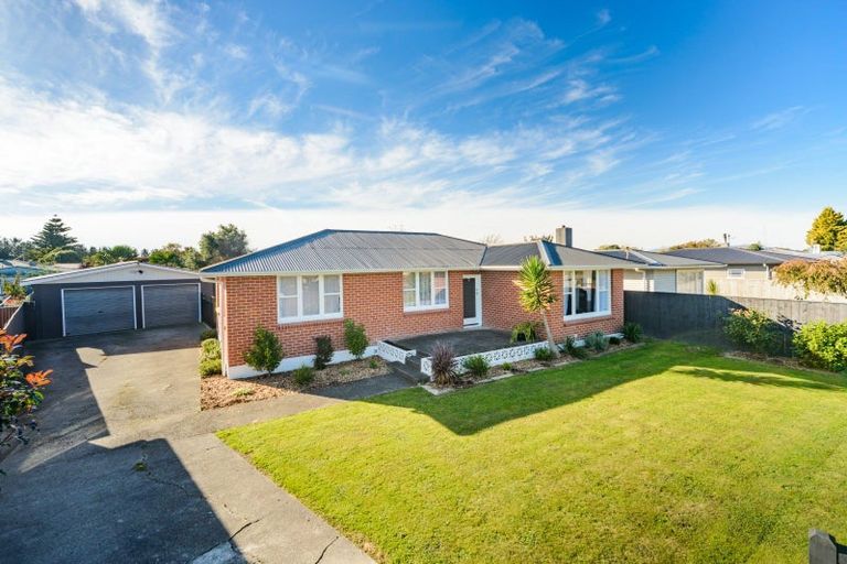 Photo of property in 3 Sefton Avenue, Highbury, Palmerston North, 4412