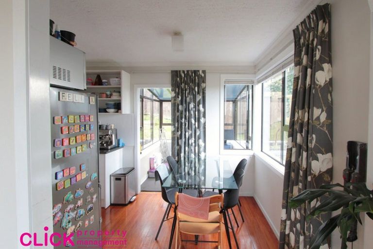 Photo of property in 104 Easther Crescent, Kew, Dunedin, 9012