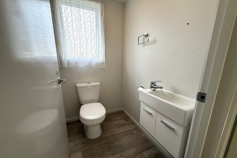 Photo of property in 41 Devon Street, Picton, 7220