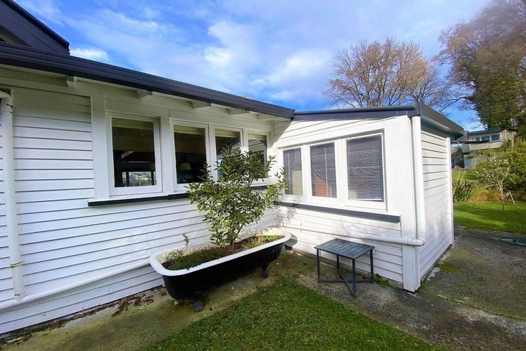 Photo of property in 1 Swan Street, Taihape, 4720
