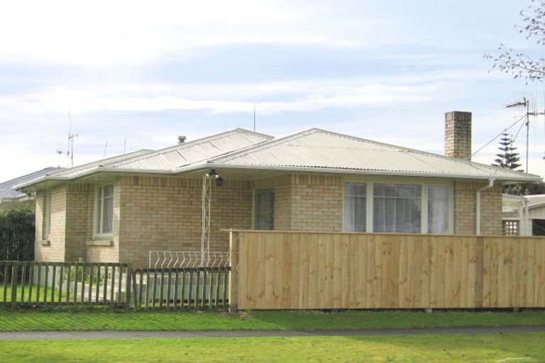 Photo of property in 16 Rawene Street, Nawton, Hamilton, 3200