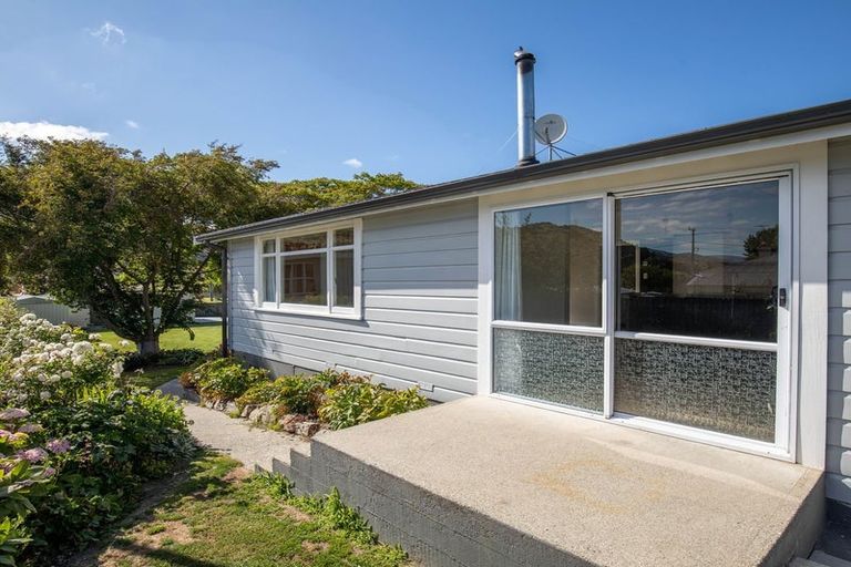 Photo of property in 3 Ancrum Street, Roxburgh, 9500