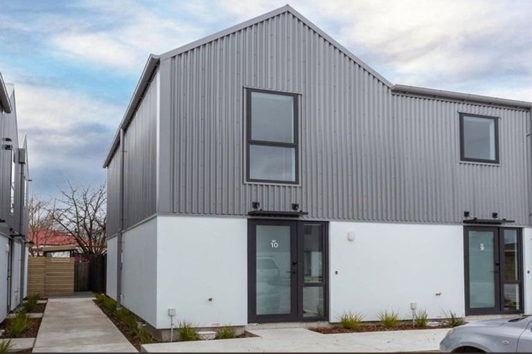 Photo of property in 10/30 Frederick Street, Waltham, Christchurch, 8011