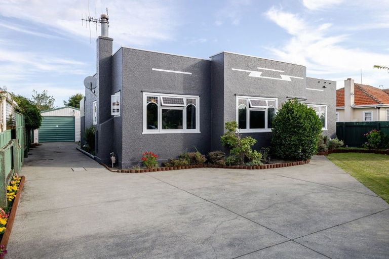 Photo of property in 32 Rewa Street, Takaro, Palmerston North, 4412