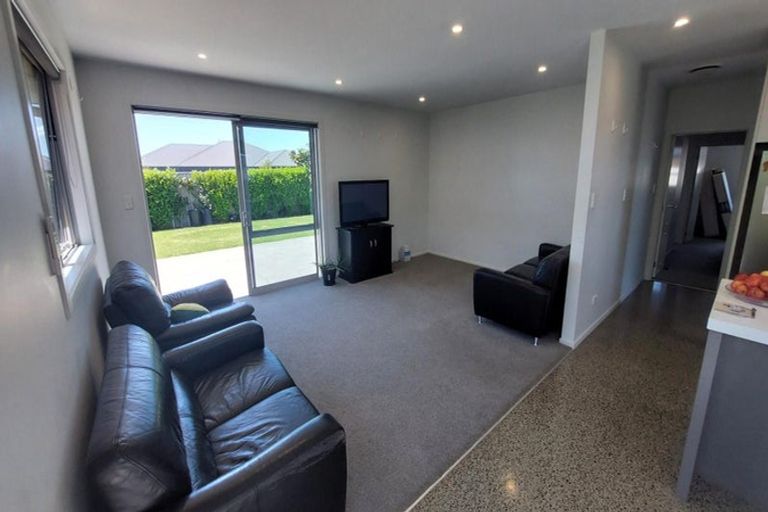 Photo of property in 10 Park Lane, Rolleston, 7614