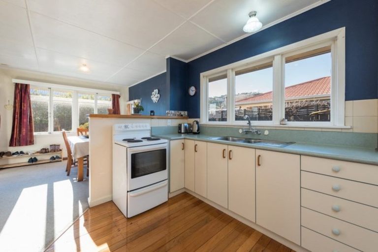 Photo of property in 27 Bledisloe Avenue, Stoke, Nelson, 7011