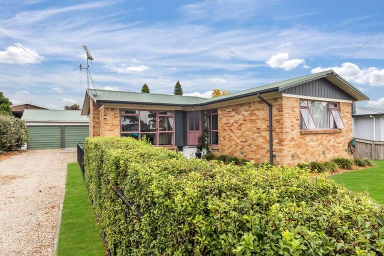 Photo of property in 64 Browning Street, Leamington, Cambridge, 3432