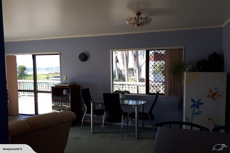 Photo of property in 17 Matakohe Place, Portland, Whangarei, 0178