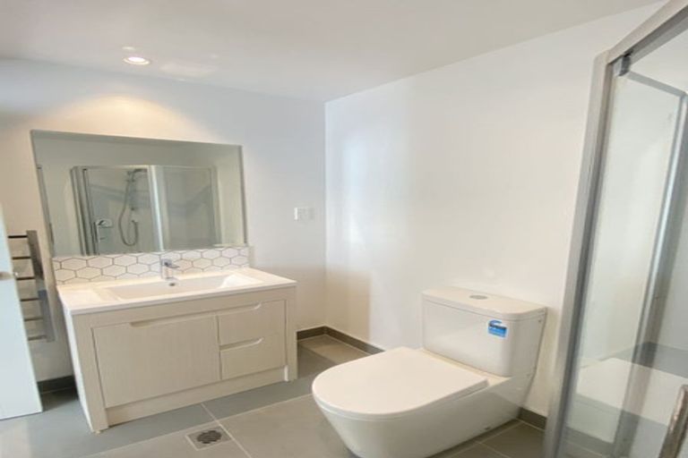 Photo of property in 19c Chislehurst Street, Henderson, Auckland, 0612