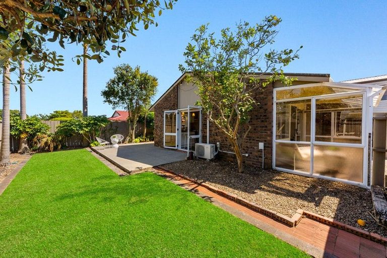 Photo of property in 55a Pigeon Mountain Road, Half Moon Bay, Auckland, 2012