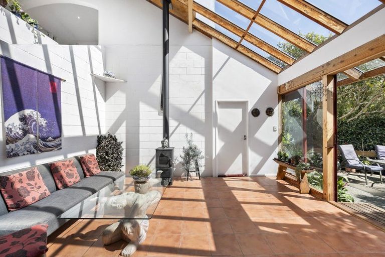 Photo of property in 188 Wadestown Road, Wadestown, Wellington, 6012