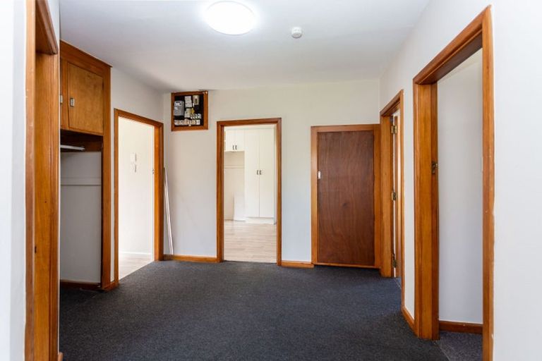 Photo of property in 100 Suva Street, Upper Riccarton, Christchurch, 8041
