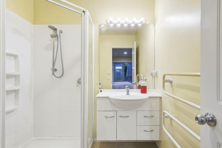 Photo of property in 10 Wilmington Place, Shirley, Christchurch, 8061