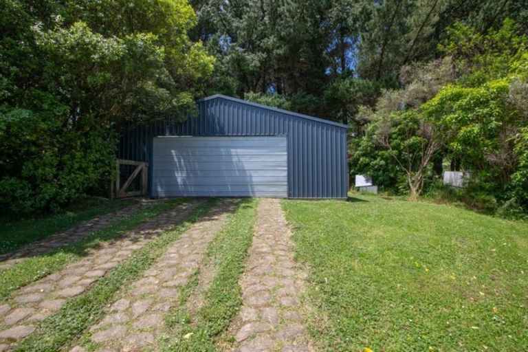 Photo of property in 631 Pahiatua Aokautere Road, Aokautere, Palmerston North, 4471