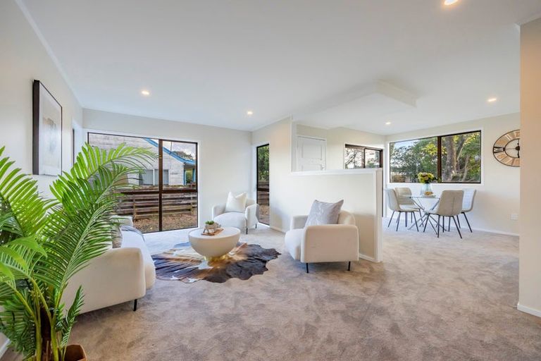 Photo of property in 9 Luanda Drive, Ranui, Auckland, 0612