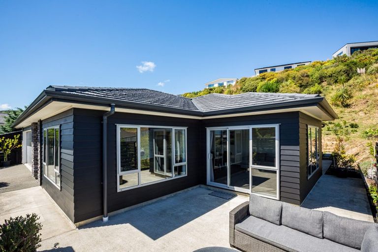 Photo of property in 34 Margaret Shields Avenue, Aotea, Porirua, 5024