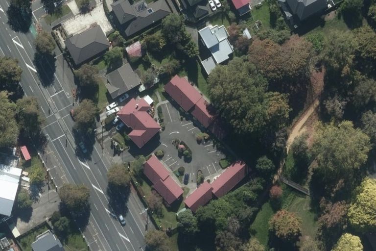 Photo of property in 243 Fitzherbert Avenue, West End, Palmerston North, 4410