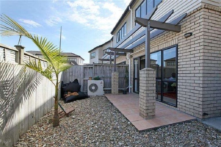 Photo of property in 11 Skip Lane, East Tamaki, Auckland, 2013