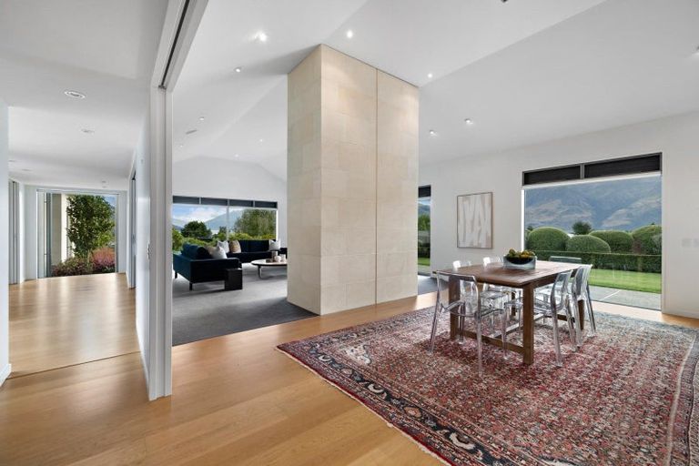 Photo of property in 3 Bayonet Peak Place, Drift Bay, Queenstown, 9371