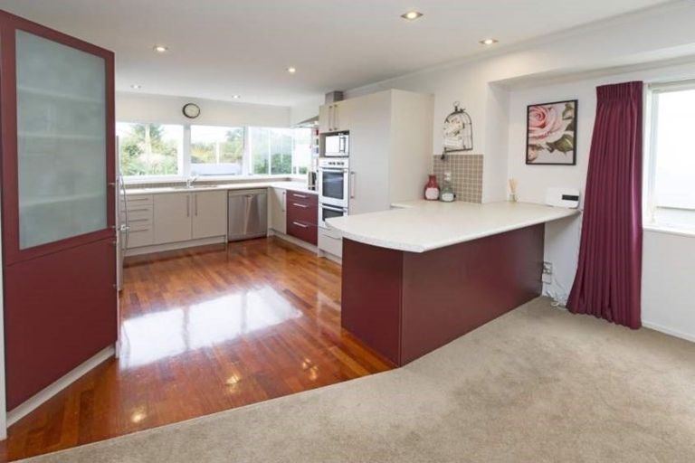 Property details for 1312 Whangaparaoa Road, Army Bay, Whangaparaoa, 0930