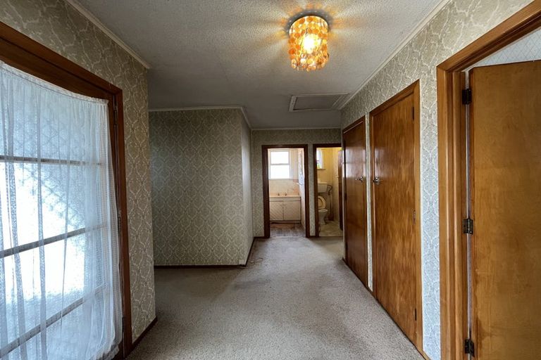 Photo of property in 35 Glenorchy Street, Glen Eden, Auckland, 0602