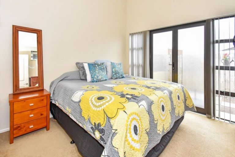 Photo of property in 23/8 Landscape Road, Papatoetoe, Auckland, 2025