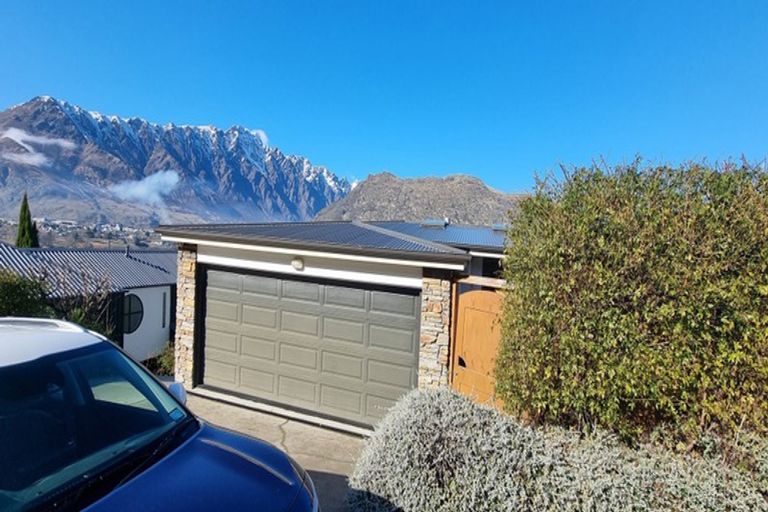 Photo of property in 25a Marina Drive, Frankton, Queenstown, 9300