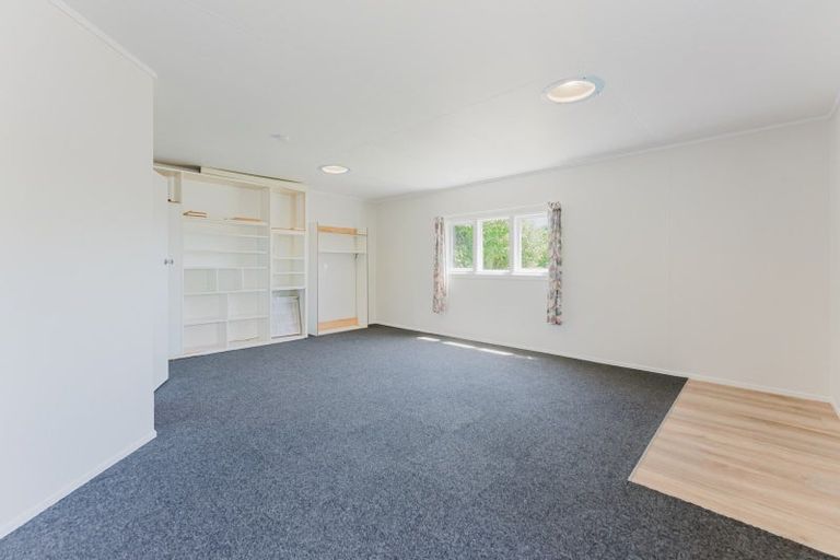 Photo of property in 50 Trelawney Crescent, Westown, New Plymouth, 4310