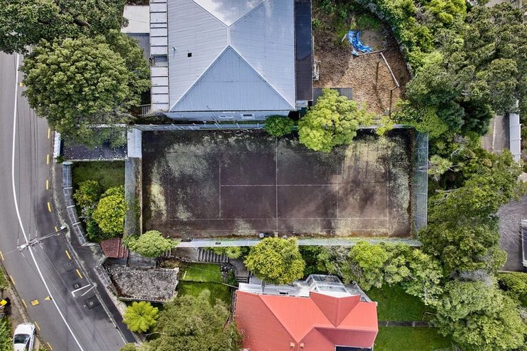 Photo of property in 35 Salamanca Road, Kelburn, Wellington, 6012