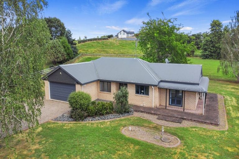 Photo of property in 2 Appleton Lane, Eureka, Hamilton, 3287