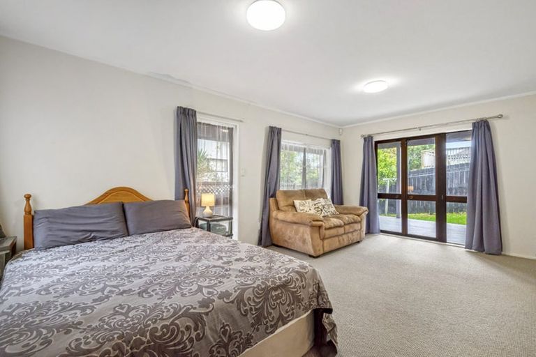 Photo of property in 2/133 Ocean View Road, Hillcrest, Auckland, 0627
