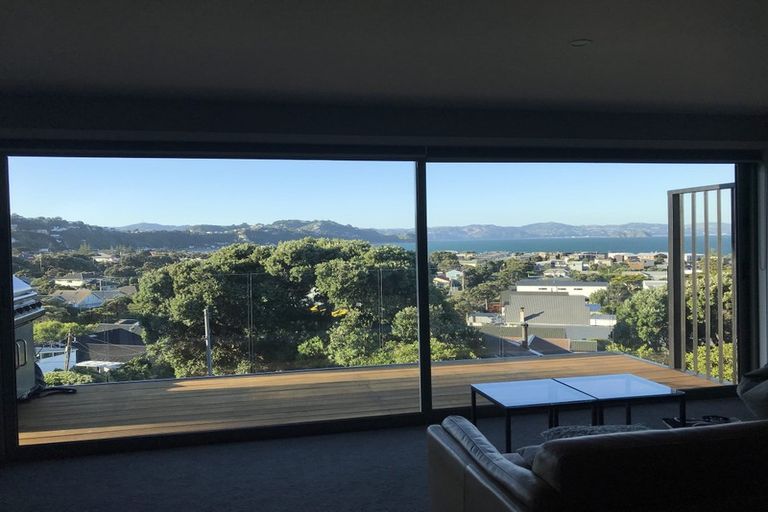 Photo of property in 39a Mantell Street, Seatoun, Wellington, 6022