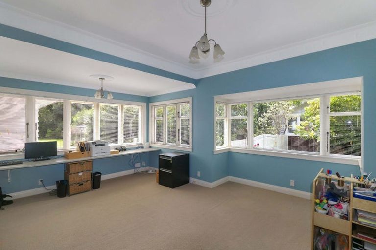 Photo of property in 9 Penrose Street, Woburn, Lower Hutt, 5010