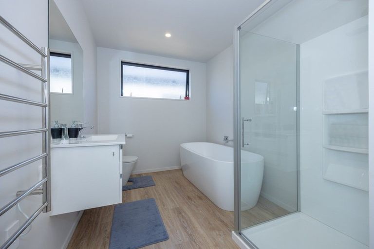 Photo of property in 34 Glen Dene Crescent, Wanaka, 9305