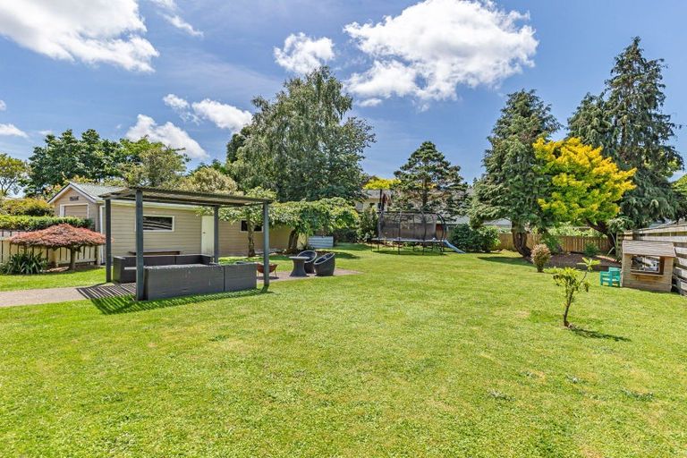 Photo of property in 17 Hobson Street, Levin, 5510