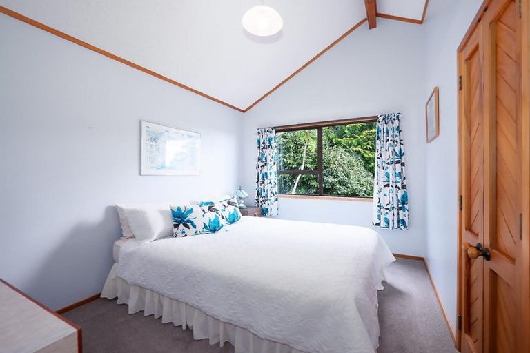 Photo of property in 5 Puketiro Place, Paihia, 0200