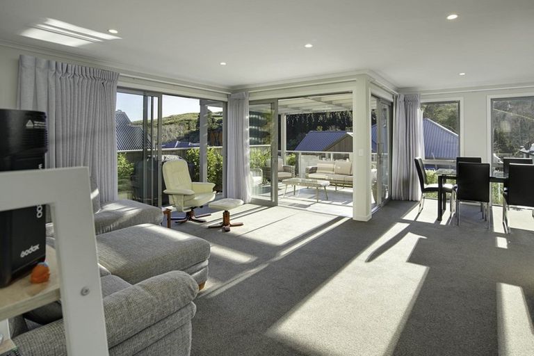 Photo of property in 16 Village Lane, Stoke, Nelson, 7011