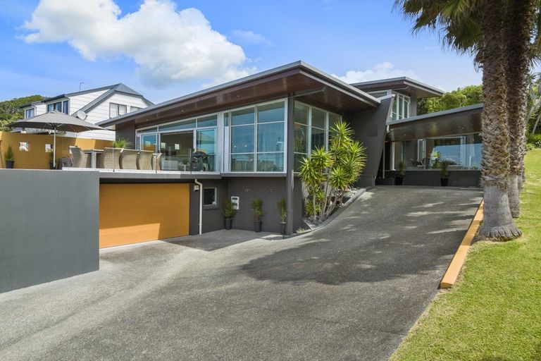 Photo of property in 36a Glenelg Road, Red Beach, 0932