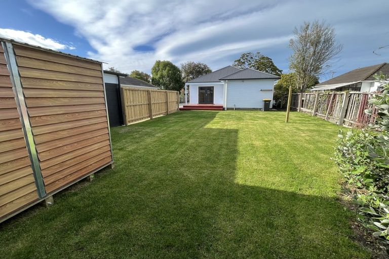 Photo of property in 22 Grassmere Street, Papanui, Christchurch, 8052