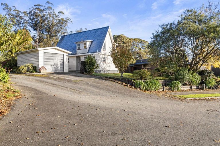 Photo of property in 8 Shelton Place, Marton, 4710