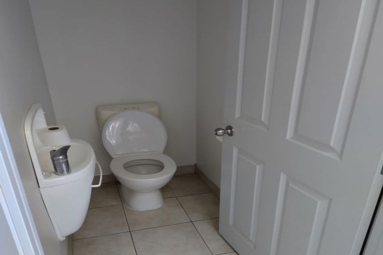 Photo of property in 51 Minaret Drive, Bucklands Beach, Auckland, 2014