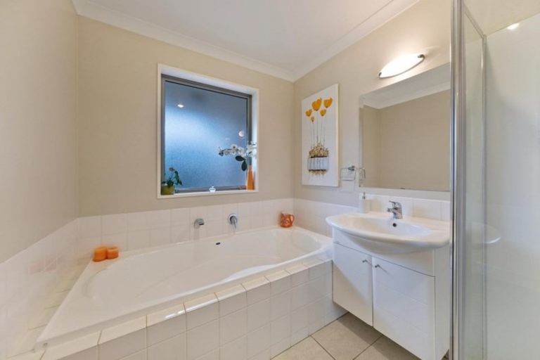 Photo of property in 10 Reka Street, Parklands, Christchurch, 8083