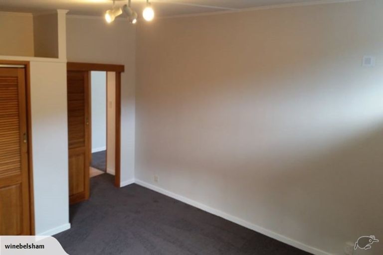 Photo of property in 36 Silverstream Road, Crofton Downs, Wellington, 6035