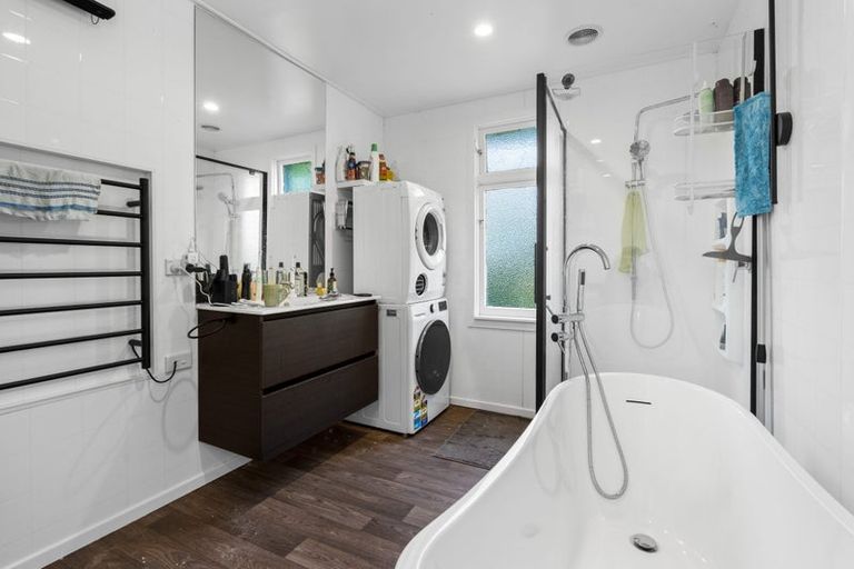 Photo of property in 46 Allandale Road, Kew, Dunedin, 9012