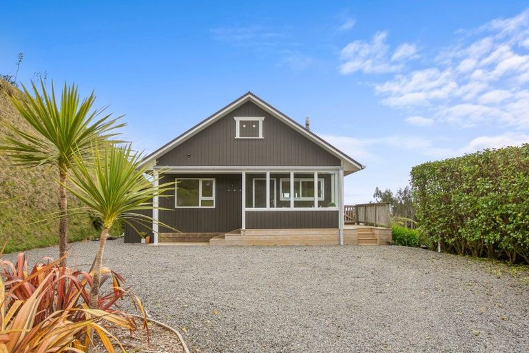 Photo of property in 828 Dover Road, Okato, New Plymouth, 4374
