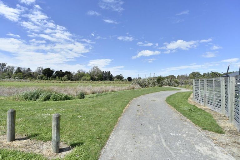 Photo of property in 12 Willowby Lane, Rangiora, 7400